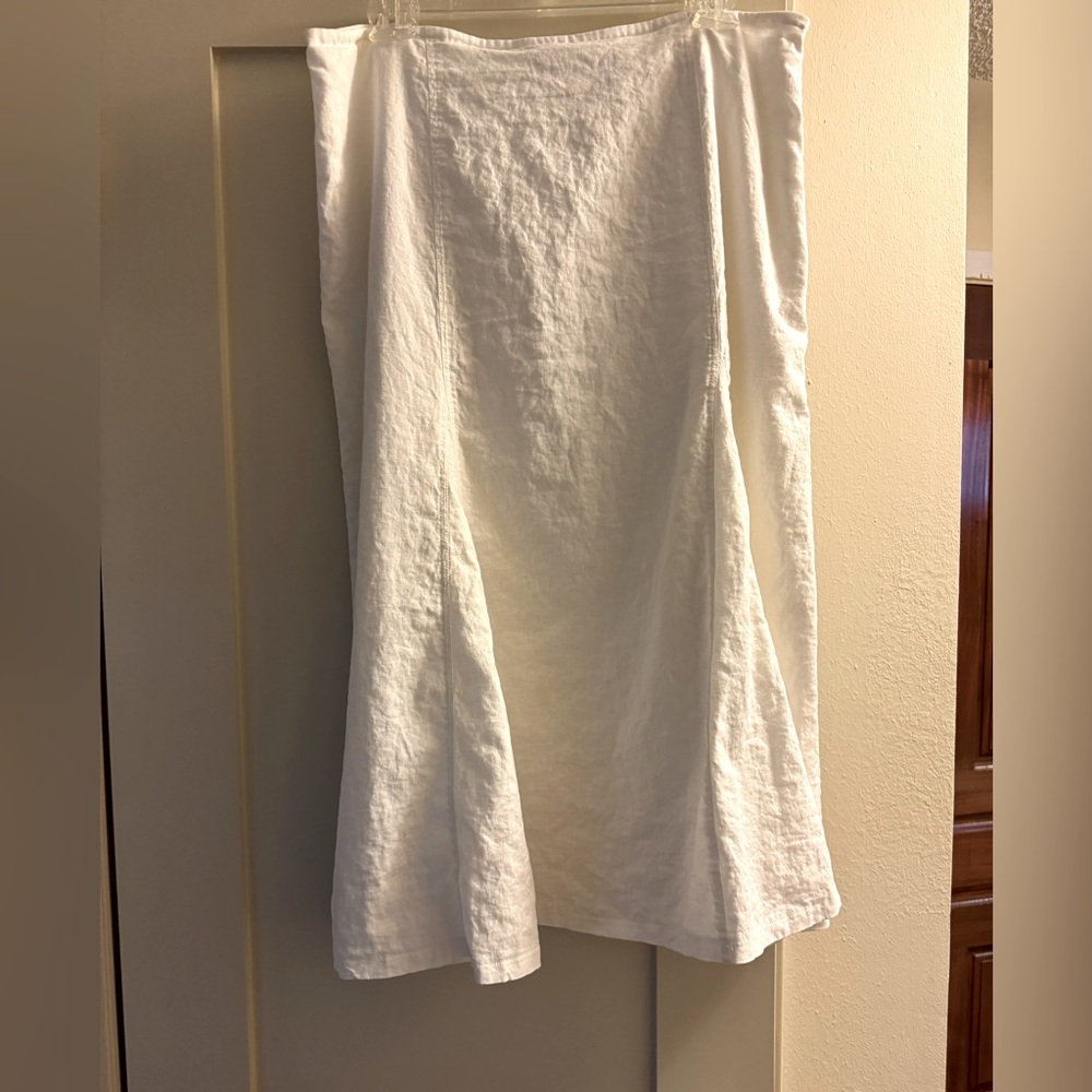 RQT White Midi Skirt Size 14